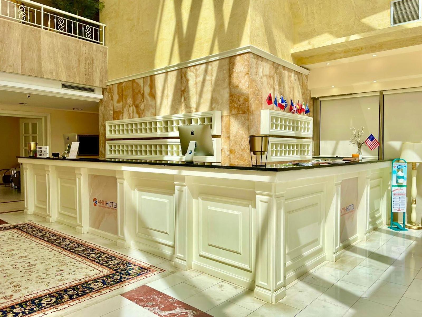 Amh Hotel ドゥラス エクステリア 写真